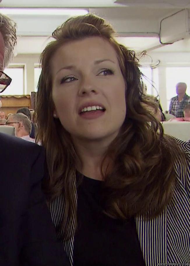 Christina Trevanion, Christina Trevanion - 0i4k5ieck